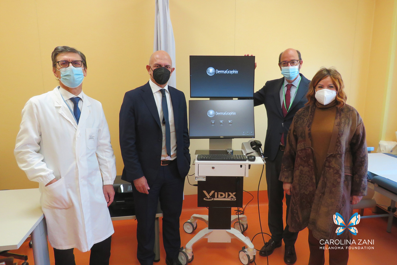 Donazione macchinari Desenzano per prevenzione Melanoma